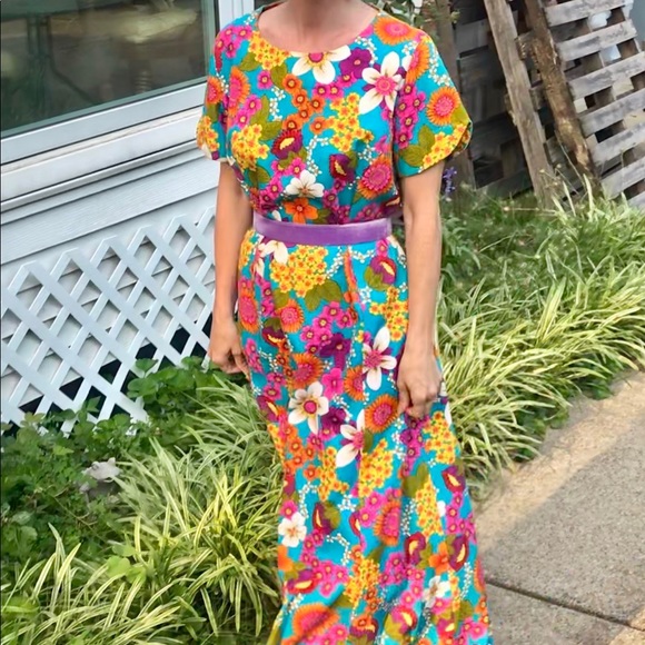 Vintage Dresses & Skirts - 🍾HP🍾True Vintage} Hawaiian maxi sz M/L